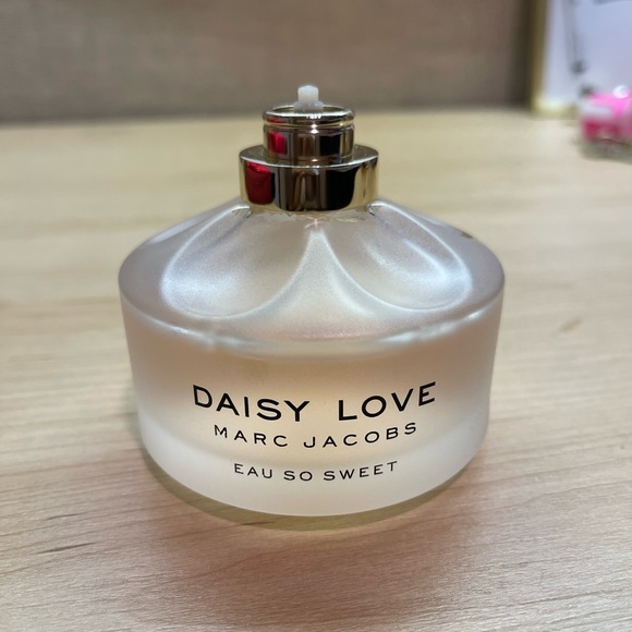 Daisy Love Eau So Sweet Marc Jacobs 100mL - Picture 2 of 4